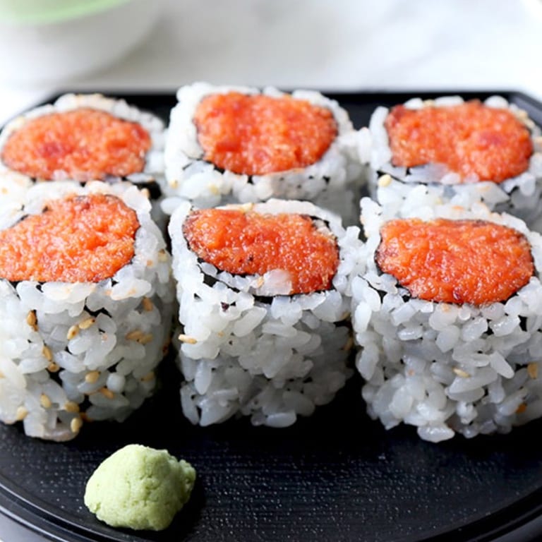 Delicious Tuna Roll Experience