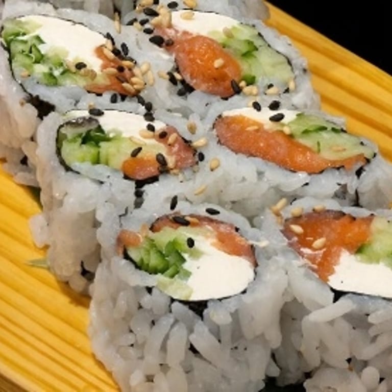 Delicious Philadelphia Roll Experience