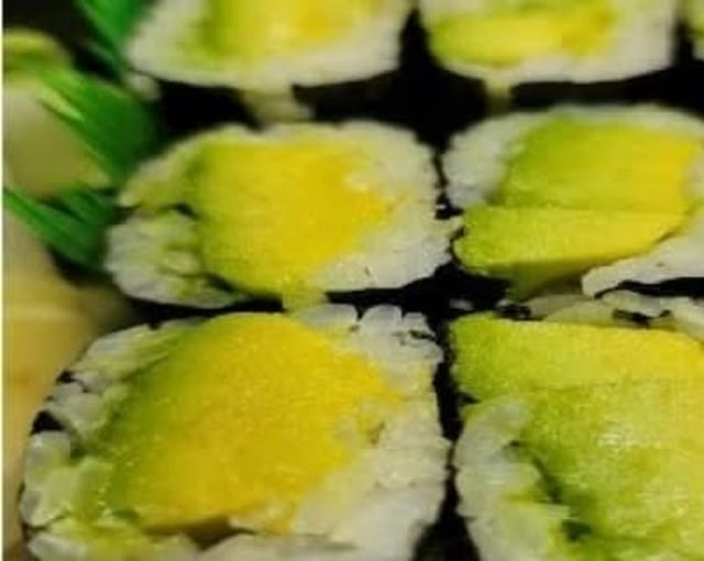 Avocado Mango Roll.